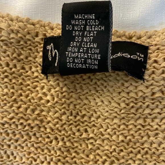 Mercer & Madison Knit Sweater - Picture 5 of 5